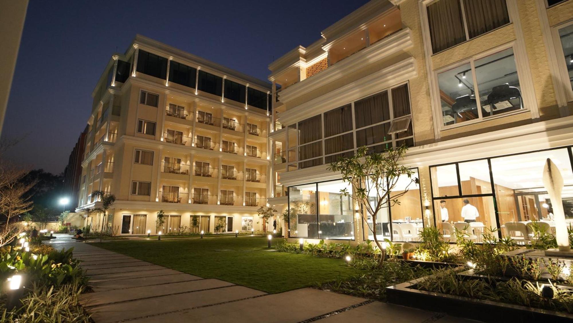 Antique Regency !! Luxurious Hotel In Digha !! Esterno foto