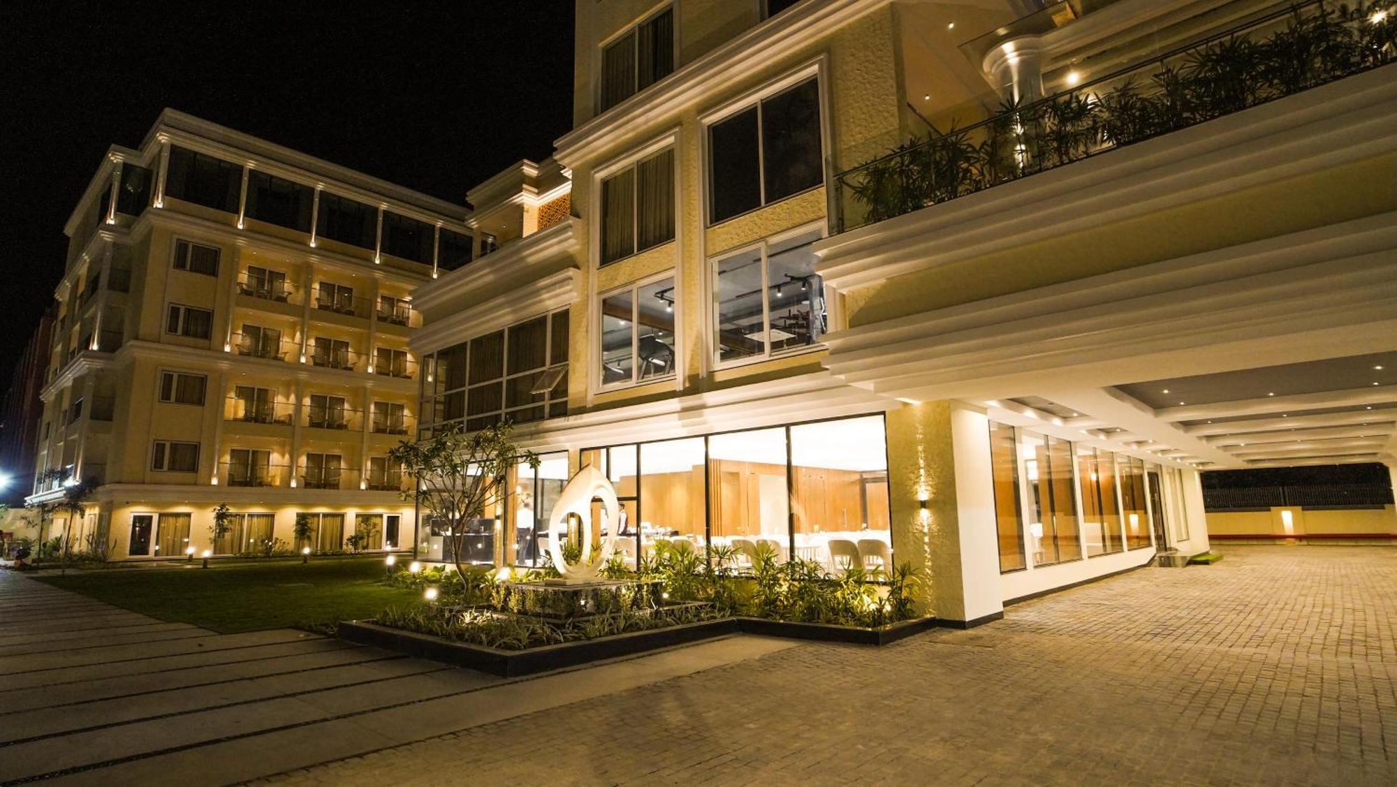Antique Regency !! Luxurious Hotel In Digha !! Esterno foto